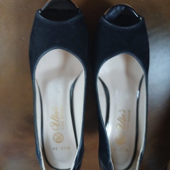 Sharp suede leather pumps. New and Unworn. - Picture 3 of 7